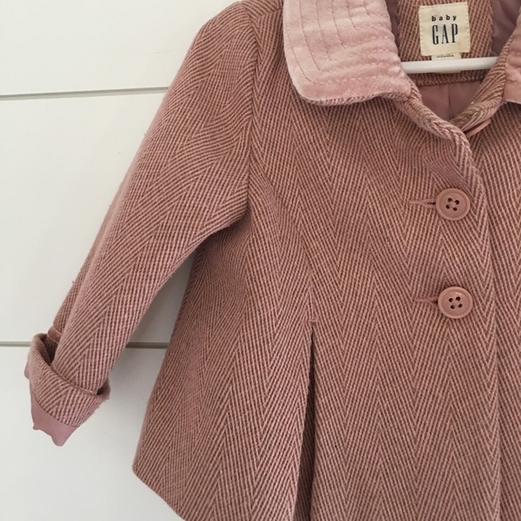 Pink Herringbone Vintage Style Coat | 12-18 Mos - Picture 3 of 8